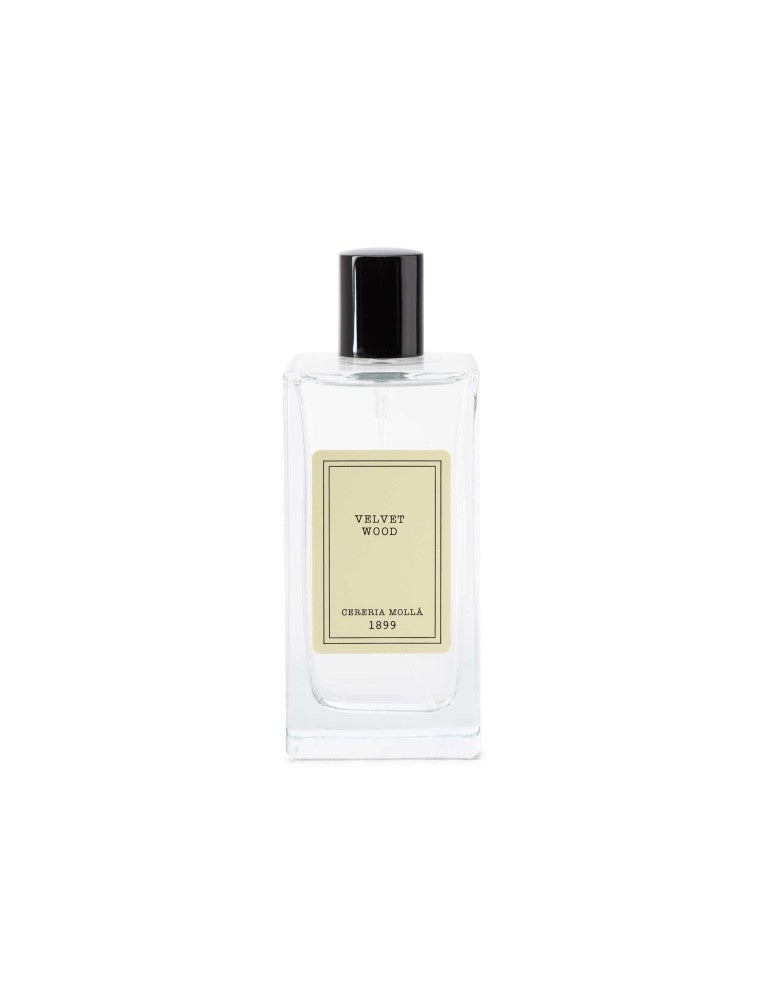 CERERIA MOLLA purškiklis ir kūno dulksna „Velvet wood“ 100 ml.