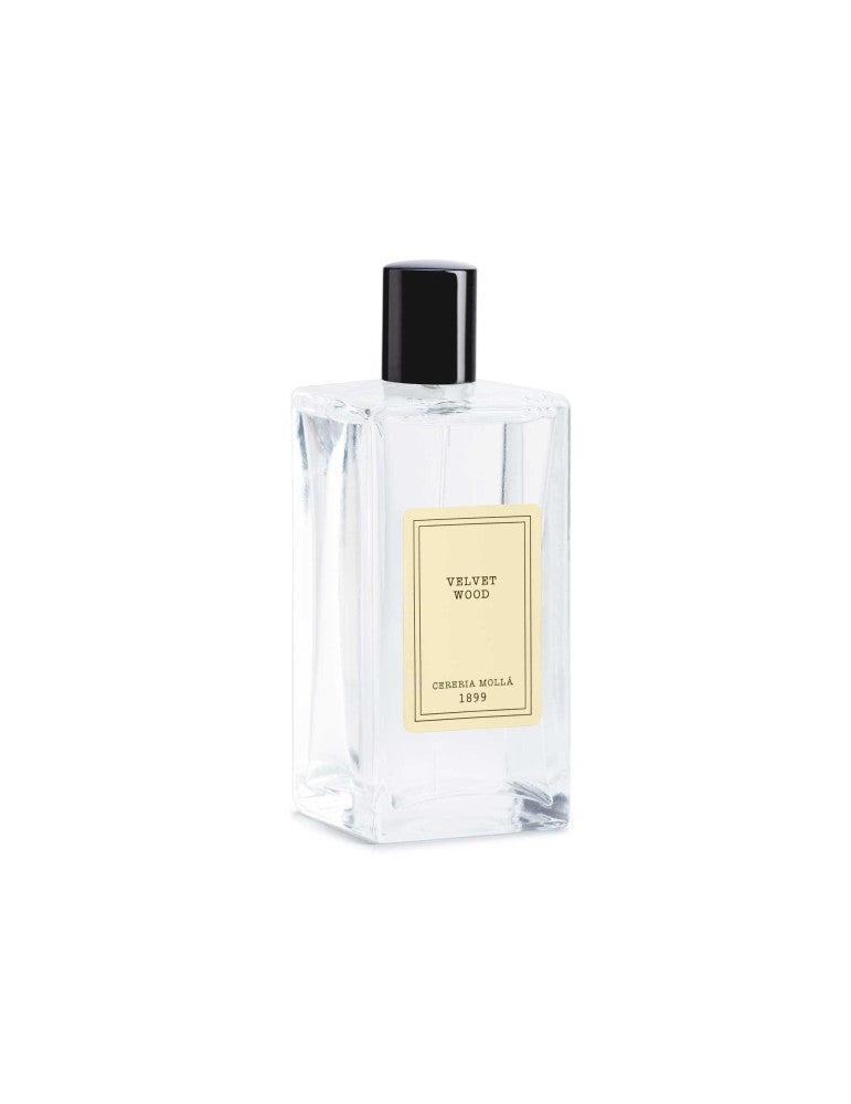 CERERIA MOLLA purškiklis ir kūno dulksna „Velvet wood“ 100 ml.